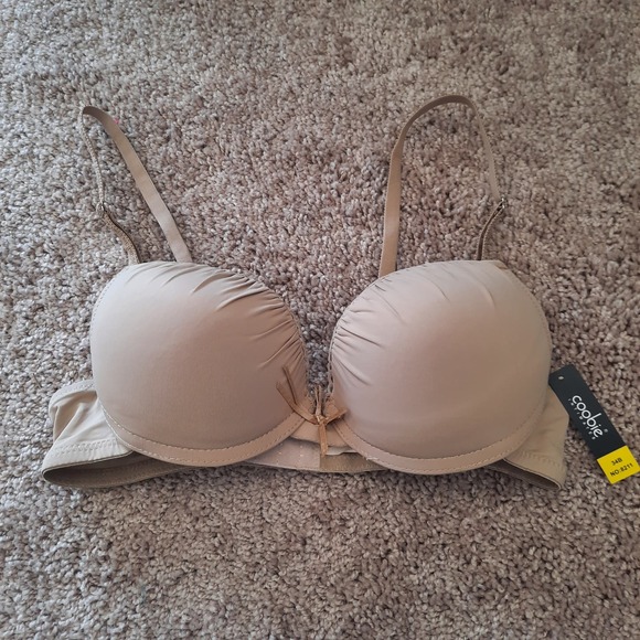 NWT Coobie 34 B Bra..  Padded Underwire, removable straps. - Picture 1 of 3